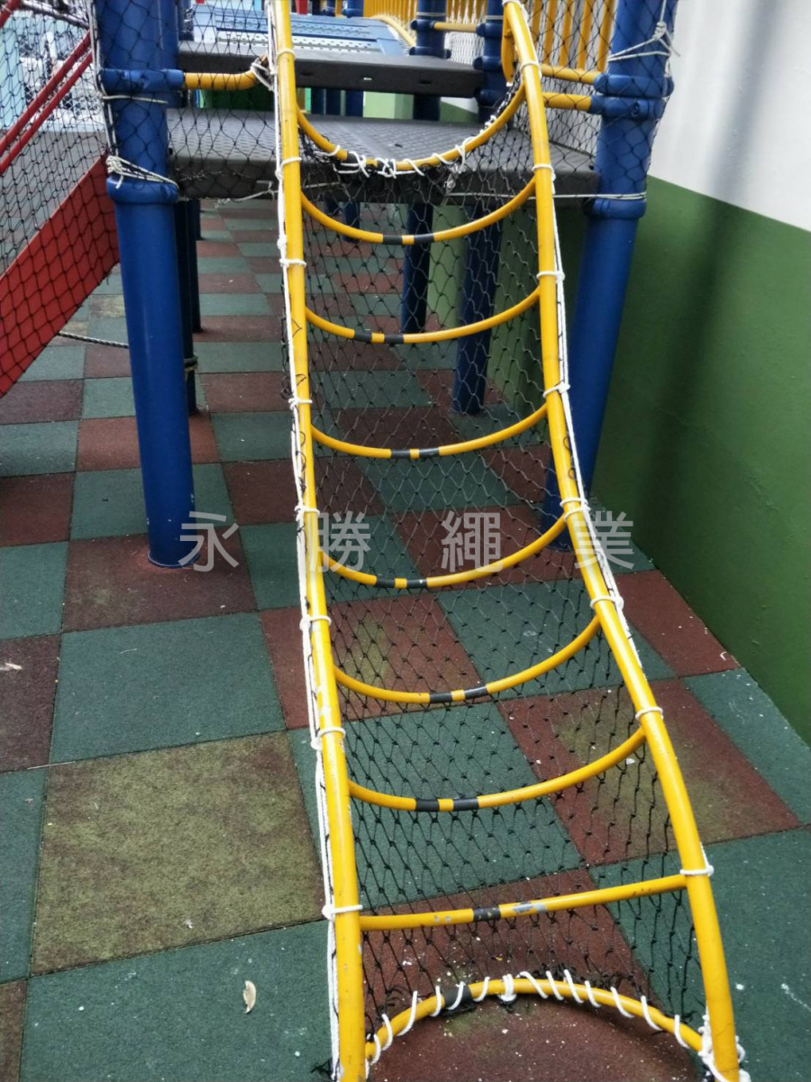 孔洞補強