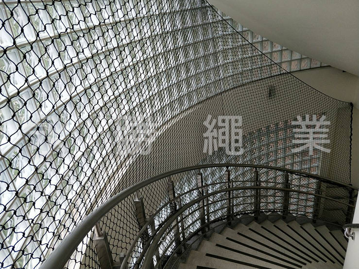 圓梯扶手上下方圍阻網