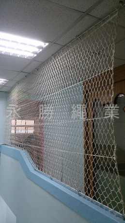 禁止跨越網